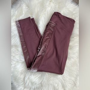 Victoria Secret PINK Fleeced Lined Leggings size M